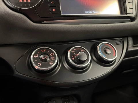 Toyota Yaris 100 Active 73 kW (99 CV)