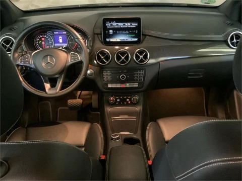 Mercedes-Benz Clase B 200d 7G-DCT