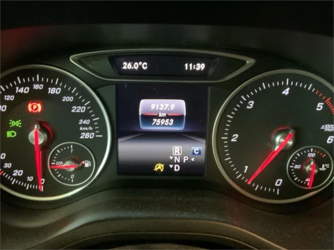 Mercedes-Benz Clase B 200d 7G-DCT