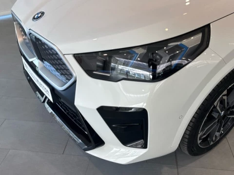 BMW iX2 eDrive20 150 kW (204 CV)