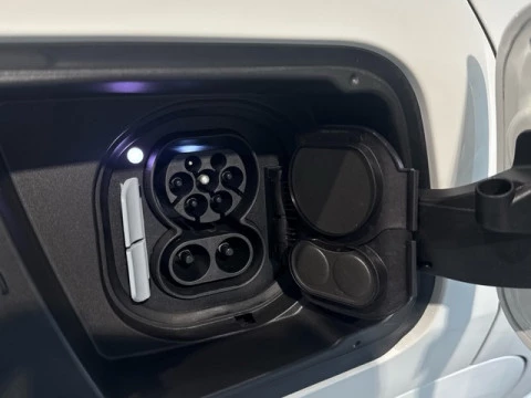 BMW iX2 eDrive20 150 kW (204 CV)