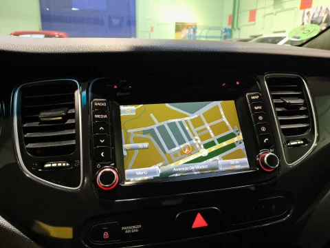 Kia Carens 1.6 GDi UEFA Euro 2016 Eco-Dynamics 99 kW (135 CV)