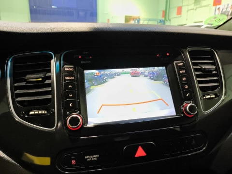 Kia Carens 1.6 GDi UEFA Euro 2016 Eco-Dynamics 99 kW (135 CV)