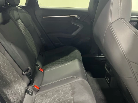 Audi A3 Sportback Black line 35 TDI 110kW S tron