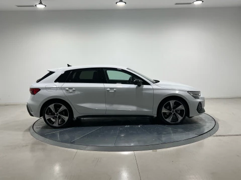 Audi A3 Sportback Black line 35 TDI 110kW S tron