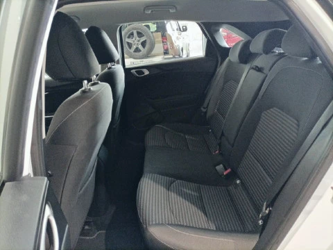 Kia Ceed 1.0 T-GDi 88kW (120CV) Drive