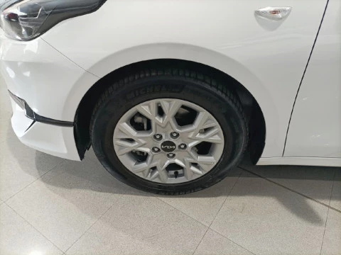 Kia Ceed 1.0 T-GDi 88kW (120CV) Drive