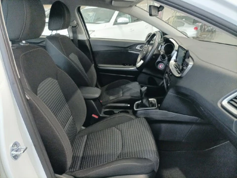 Kia Ceed 1.0 T-GDi 88kW (120CV) Drive