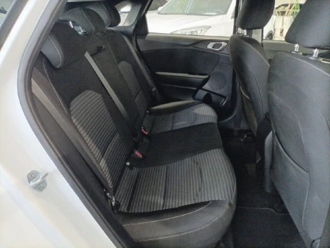 Kia Ceed 1.0 T-GDi 88kW (120CV) Drive