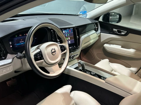 Volvo XC60 2.0 T6 RECHARGE ULTRA DARK AUTO 4WD 350 5P
