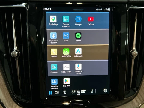 Volvo XC60 2.0 T6 RECHARGE ULTRA DARK AUTO 4WD 350 5P