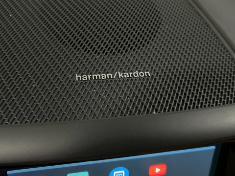 Volvo XC60 2.0 T6 RECHARGE ULTRA DARK AUTO 4WD 350 5P