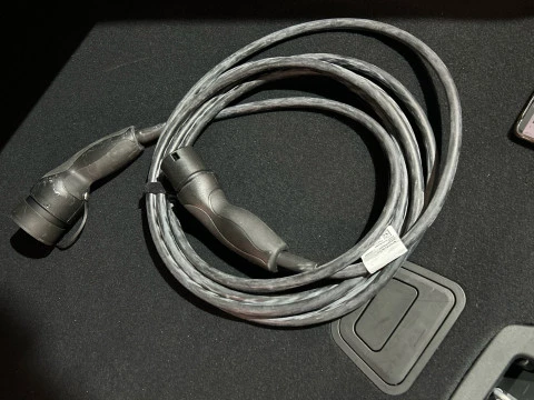 Volvo XC60 2.0 T6 RECHARGE ULTRA DARK AUTO 4WD 350 5P