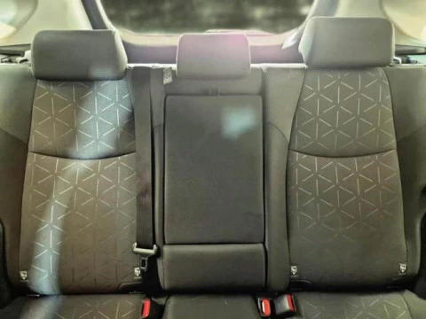 Toyota Rav4 2.5l 220H Business