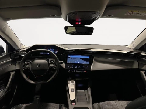 Peugeot 308 5P Allure Hybrid 136 e-DCS6