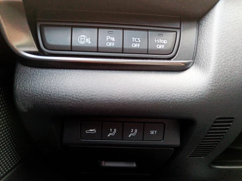 Mazda CX-30 2025 2.5L E-SKYACTIV G MHEV 103KW (140CV) 6MT FWD NAGISA