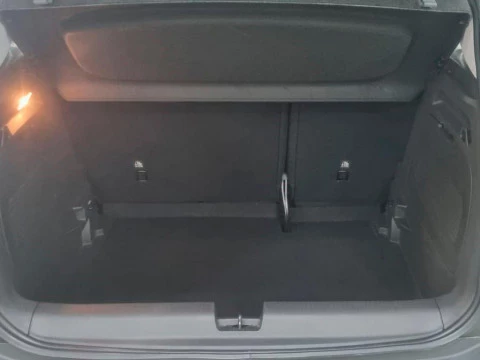 Opel Crossland 1.2 96KW BUSINESS ELEGANCE 5P Opel Crossland 1.2 96KW BUSINESS ELEGANCE 5P