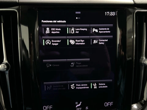 Volvo XC60 2.0 B4 D MOMENTUM AUTO 4WD 197 5P