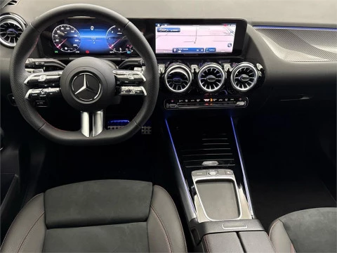 Mercedes-Benz GLA 200 D