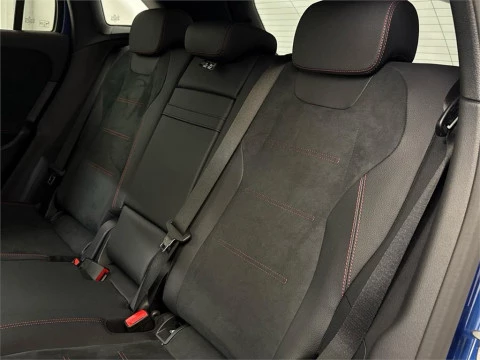 Mercedes-Benz GLA 200 D