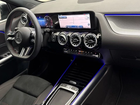 Mercedes-Benz GLA 200 d