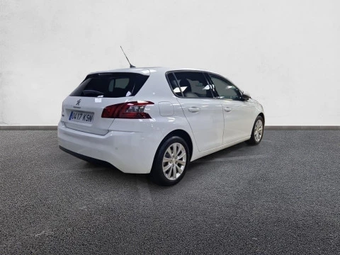 Peugeot 308 5p Style BlueHDi 75KW (100CV)