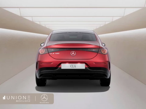 Mercedes-Benz Clase CLA  180 con tecnología híbrida
