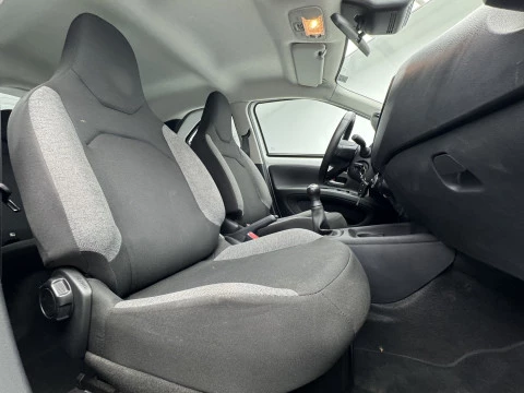 Toyota Aygo X Cross 1.0 VVT-I 72CV Play