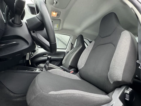 Toyota Aygo X Cross 1.0 VVT-I 72CV Play