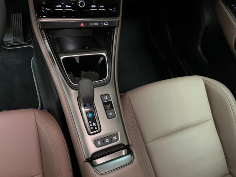 Lexus LBX 1.5 136cv HEV Elegant+