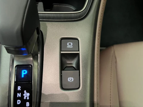 Lexus LBX 1.5 136cv HEV Elegant+