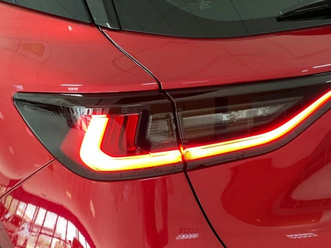 Lexus LBX 1.5 136cv HEV Elegant+