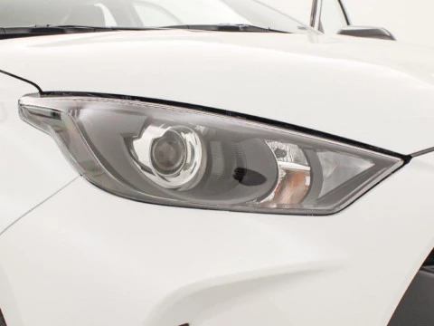 Toyota Yaris 1.5 VVT-I HEV ACTIVE PLUS 116 5P