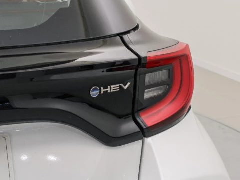 Toyota Yaris 1.5 VVT-I HEV ACTIVE PLUS 116 5P