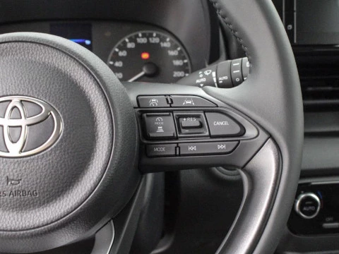 Toyota Yaris 1.5 VVT-I HEV ACTIVE PLUS 116 5P