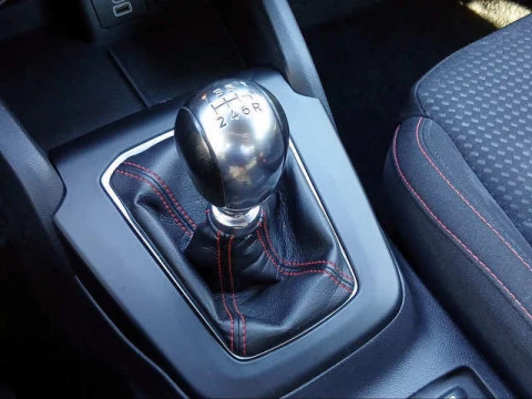 Ford Focus 1.0 Ecoboost MHEV ST-Line 92 kW (125 CV)