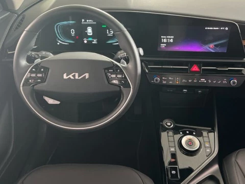 Kia Niro 1.6 GDi HEV 95kW (129CV) Drive