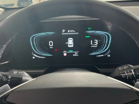 Kia Niro 1.6 GDi HEV 95kW (129CV) Drive