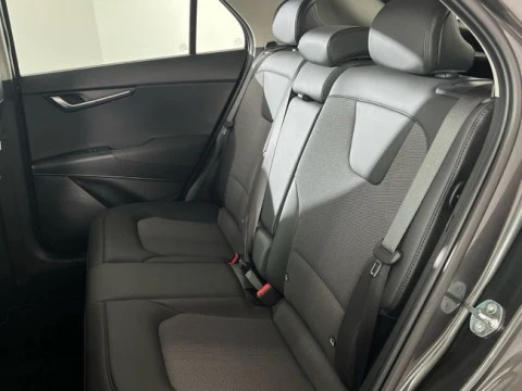 Kia Niro 1.6 GDi HEV 95kW (129CV) Drive