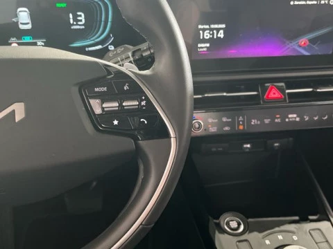 Kia Niro 1.6 GDi HEV 95kW (129CV) Drive