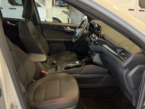 Ford Kuga ST-Line 2.5 Duratec FHEV 140kW Auto
