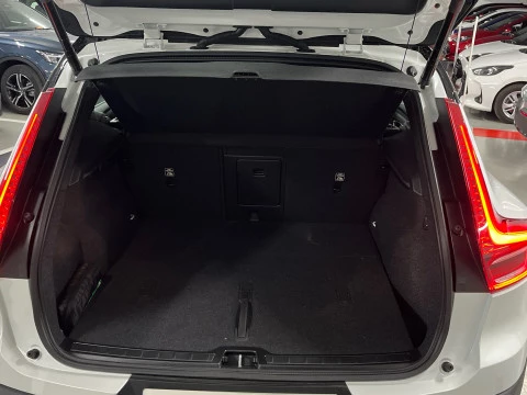 Volvo XC40 XC40 B3 PLUS BLACK EDITION