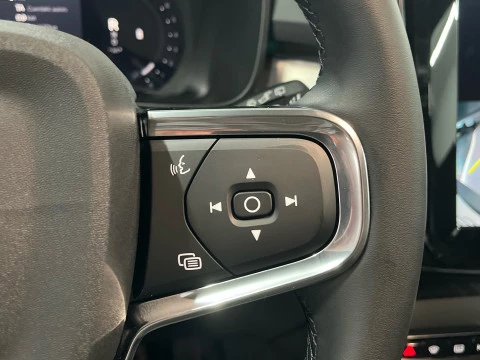 Volvo XC40 XC40 B3 PLUS BLACK EDITION