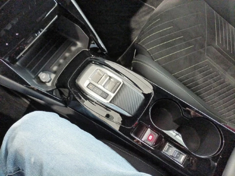 Peugeot e-208 GT Eléctrico 156 (115 Kw)