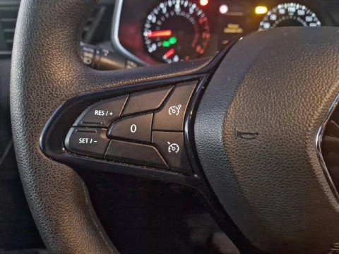 Renault Clio Business SCe 49 kW (67CV)