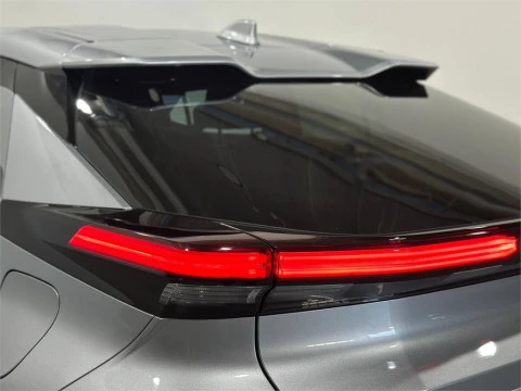 Toyota C-HR - Advance Hybrid 140