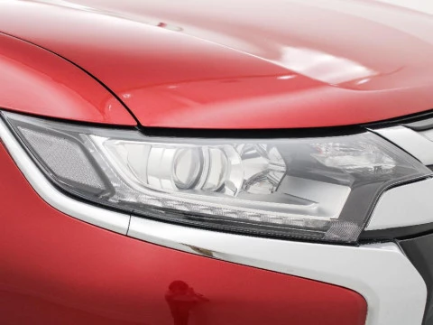 Mitsubishi Outlander 2.3 220 DI-D MOTION 2WD 5STR 150 5P