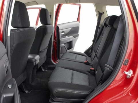 Mitsubishi Outlander 2.3 220 DI-D MOTION 2WD 5STR 150 5P