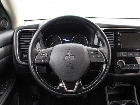 Mitsubishi Outlander 2.3 220 DI-D MOTION 2WD 5STR 150 5P