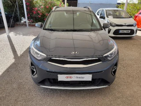 Kia Stonic 1.0 T-GDi 74kW (100CV) MHEV iMT Drive Kia Stonic 1.0 T-GDi 74kW (100CV) MHEV iMT Drive